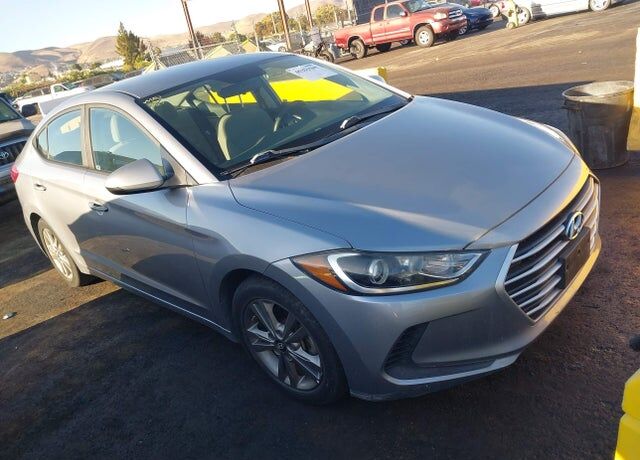 2017 HYUNDAI Elantra