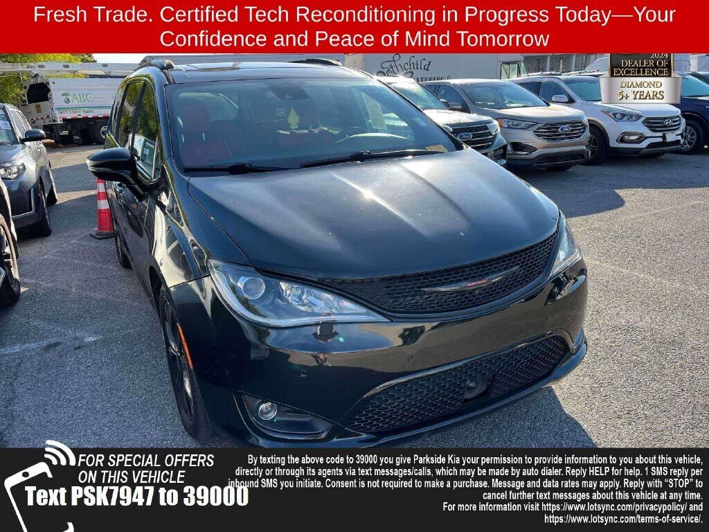 2020 CHRYSLER Pacifica