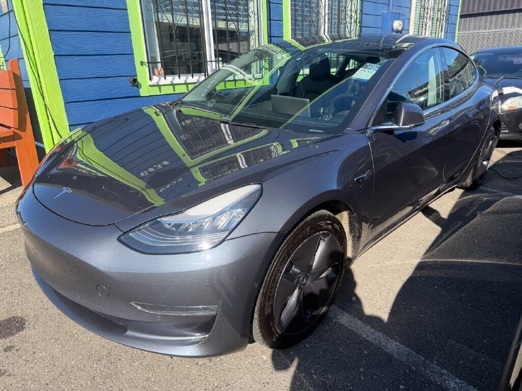 2019 TESLA Model 3