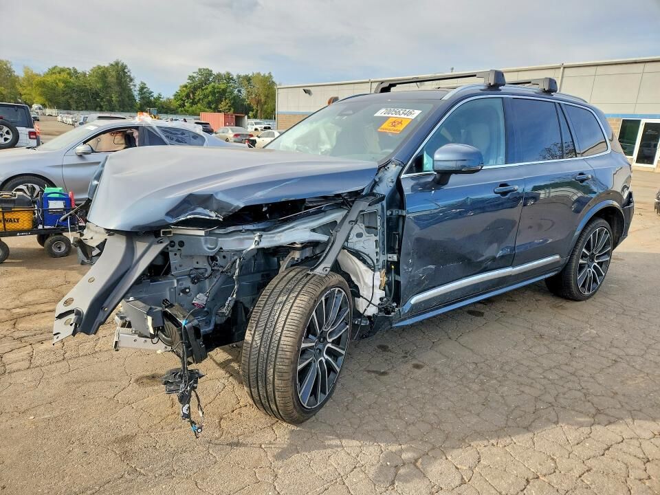 2026 VOLVO XC90