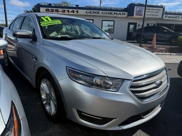 2017 FORD Taurus