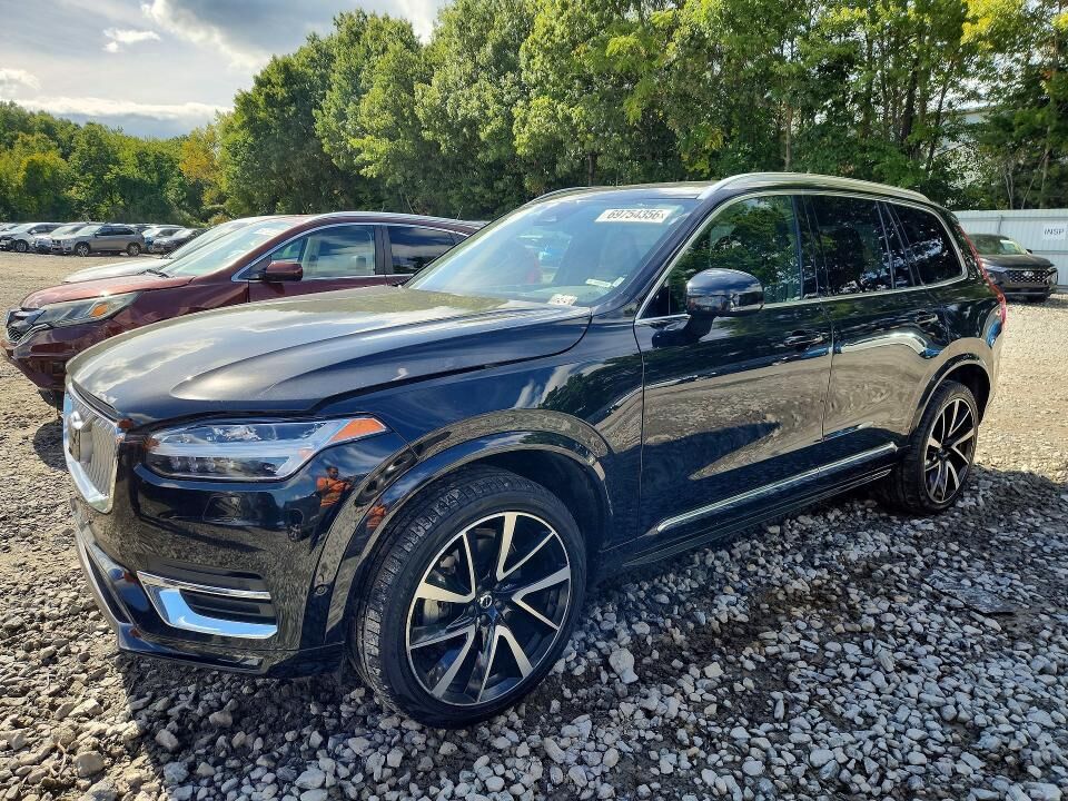 2024 VOLVO XC90