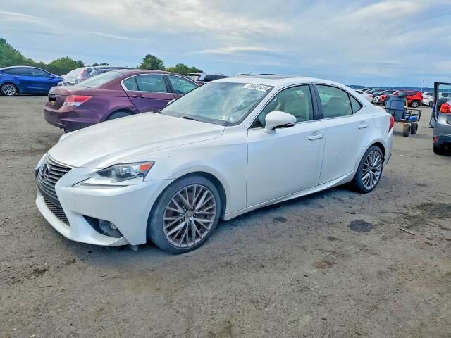 2016 LEXUS IS