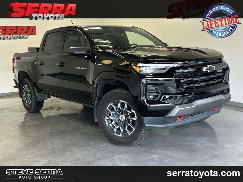 2025 CHEVROLET Colorado