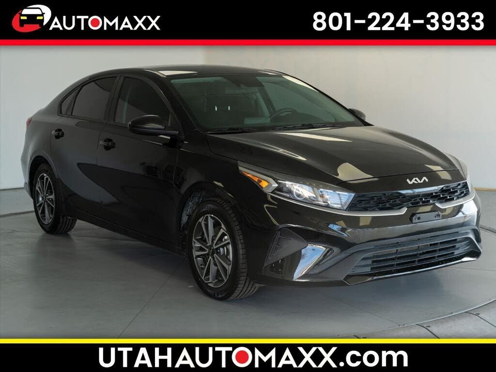 2023 KIA Forte