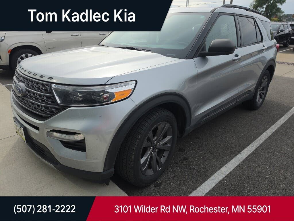 2021 FORD Explorer