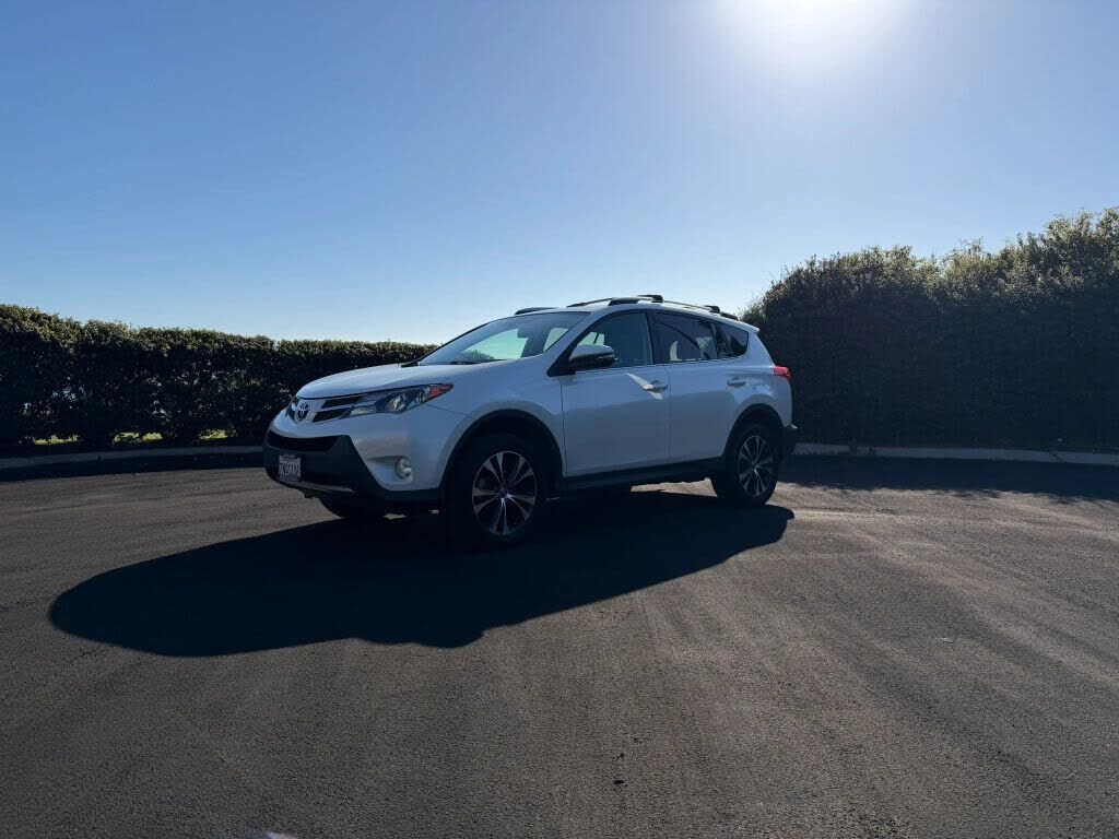 2015 TOYOTA RAV4