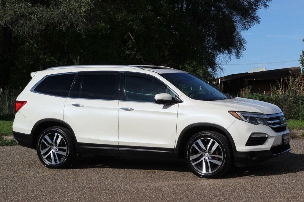 2016 HONDA Pilot