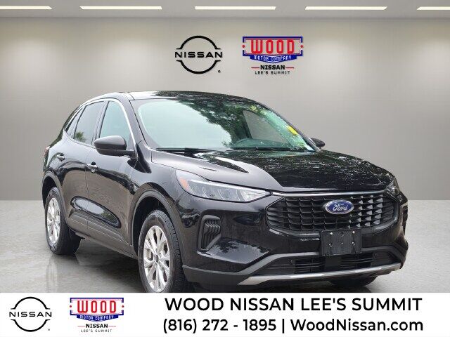 2024 FORD Escape