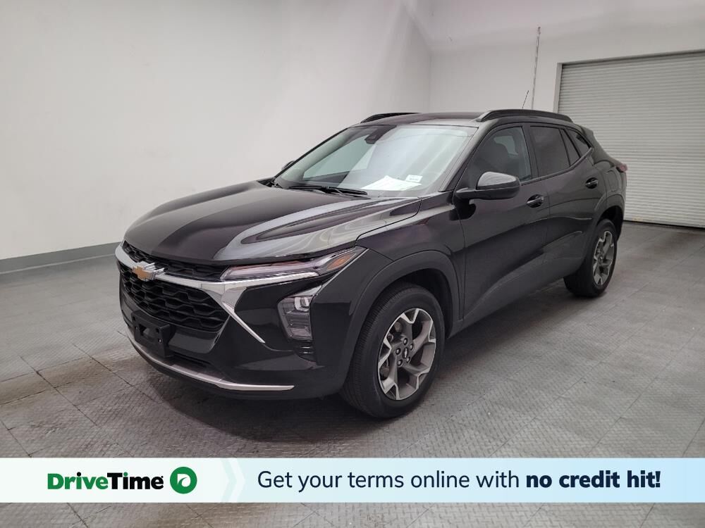 2025 CHEVROLET Trax