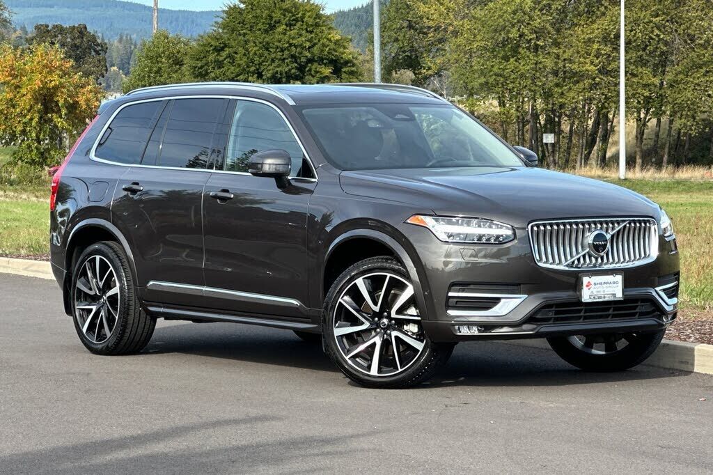 2025 VOLVO XC90