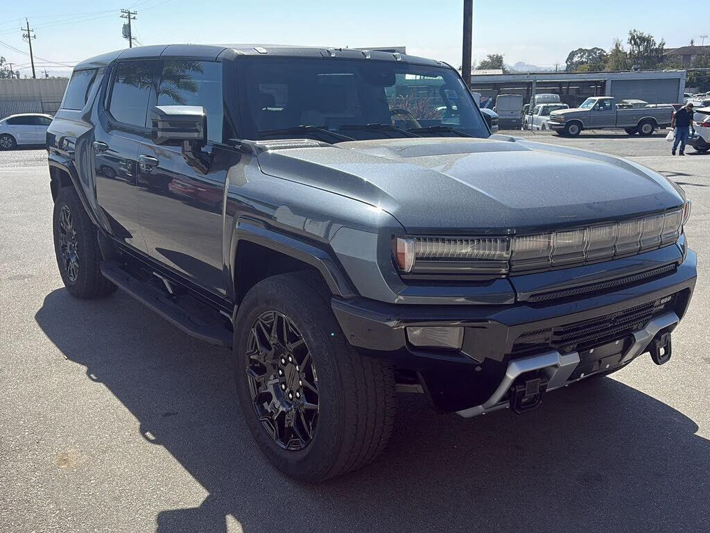 2025 GMC Hummer EV SUV
