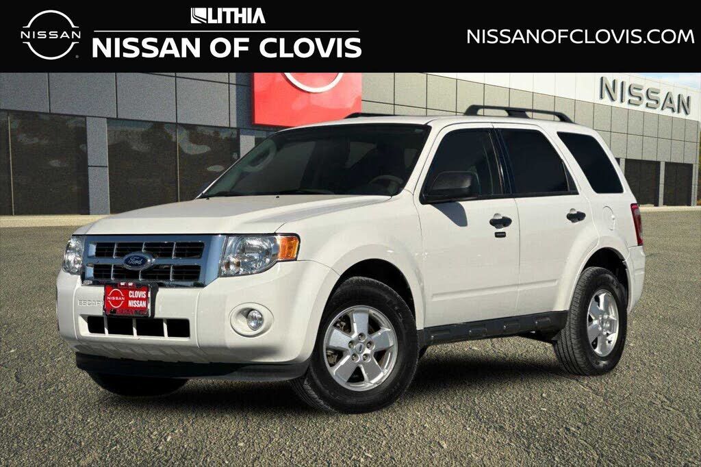 2011 FORD Escape