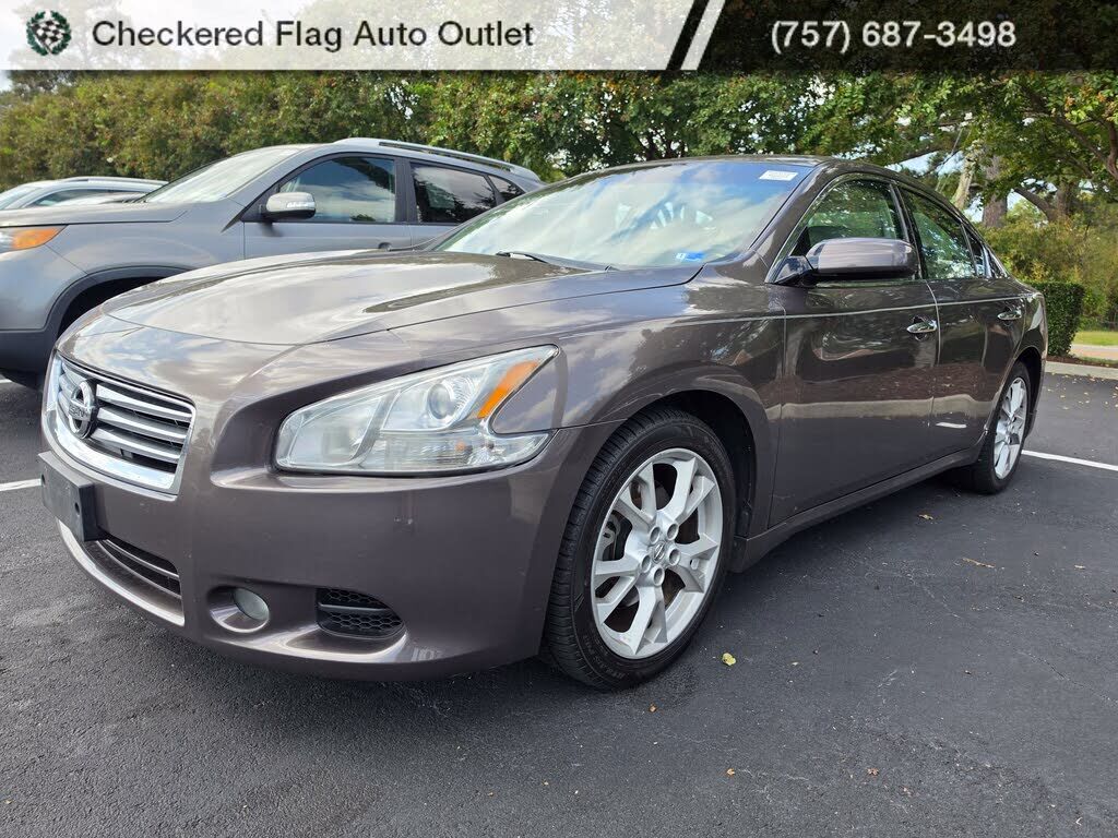 2012 NISSAN Maxima