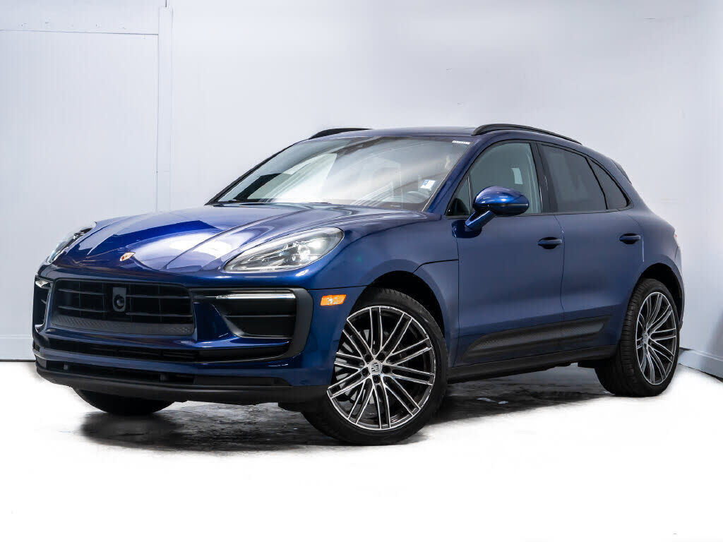 2023 PORSCHE Macan