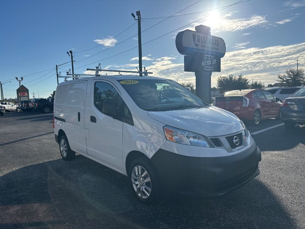 2015 NISSAN NV200