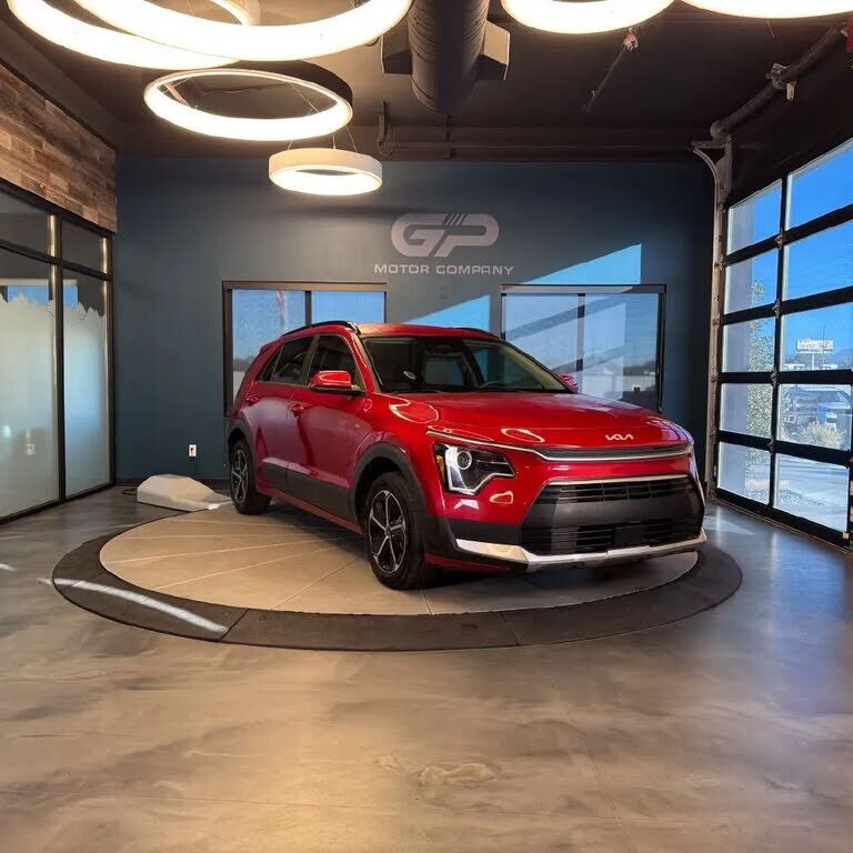 2024 KIA Niro