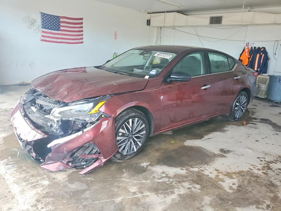 2025 NISSAN Altima