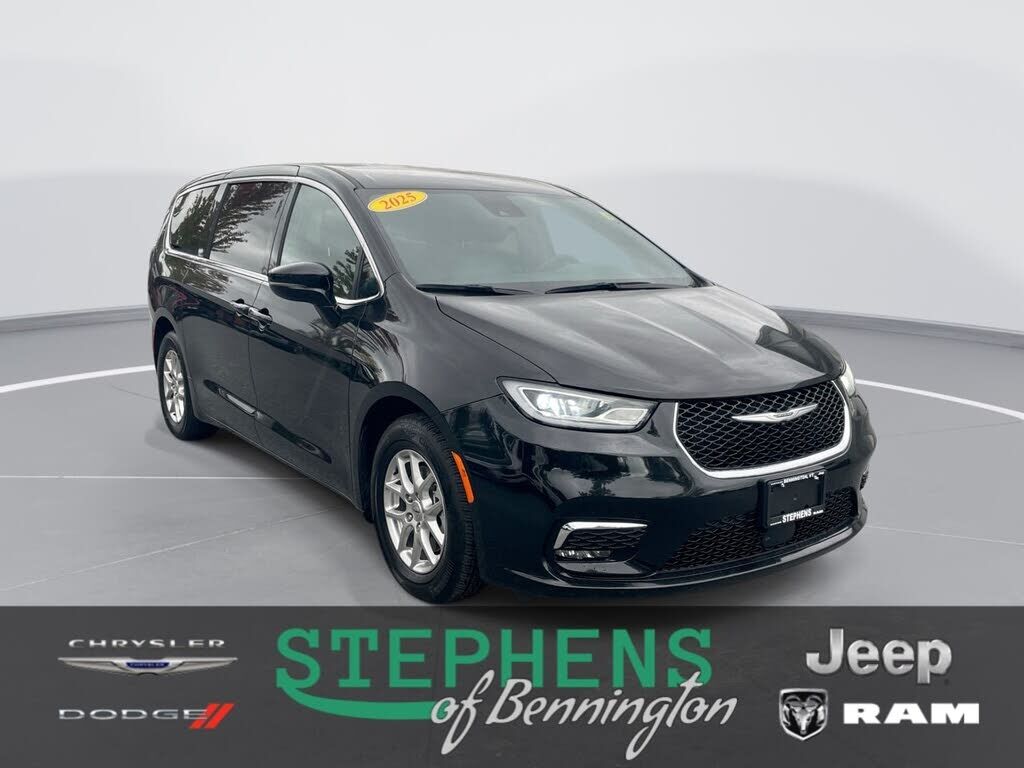 2025 CHRYSLER Pacifica