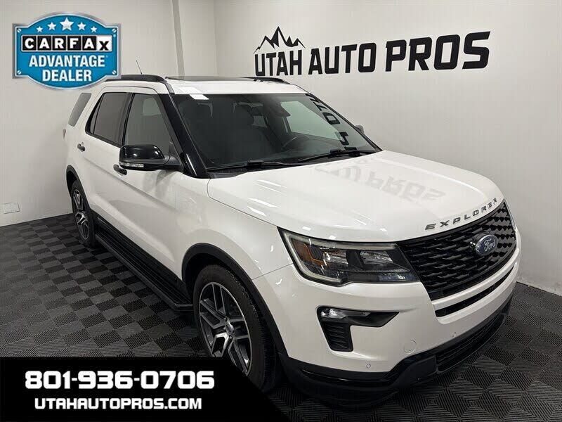 2019 FORD Explorer