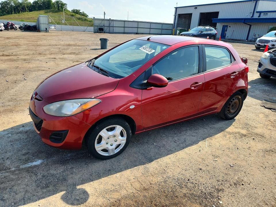 2014 MAZDA Mazda2