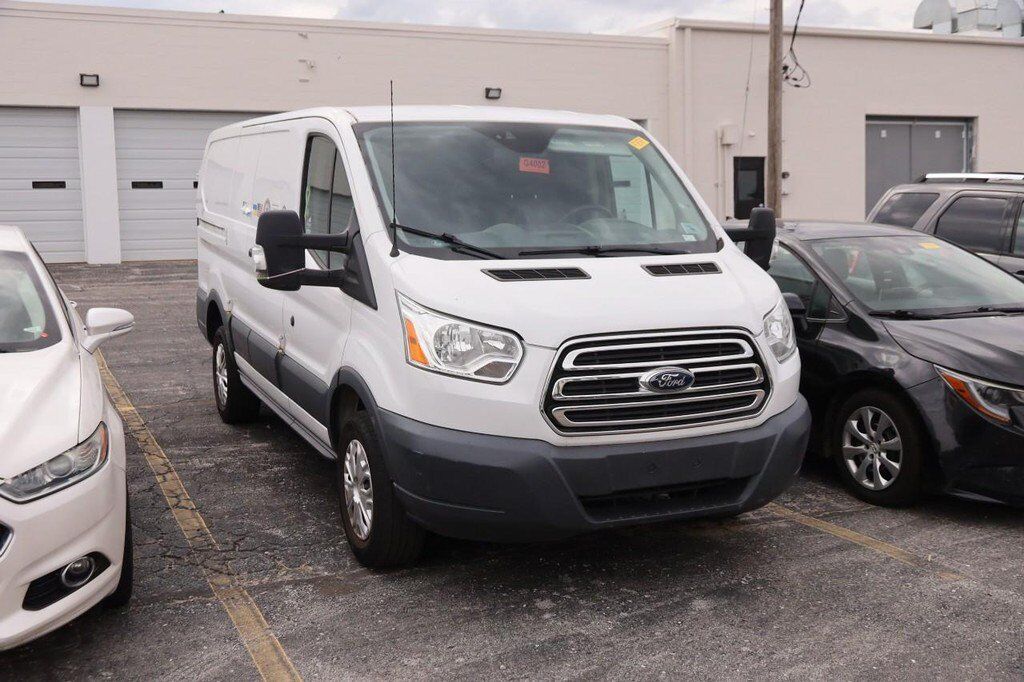 2016 FORD Transit