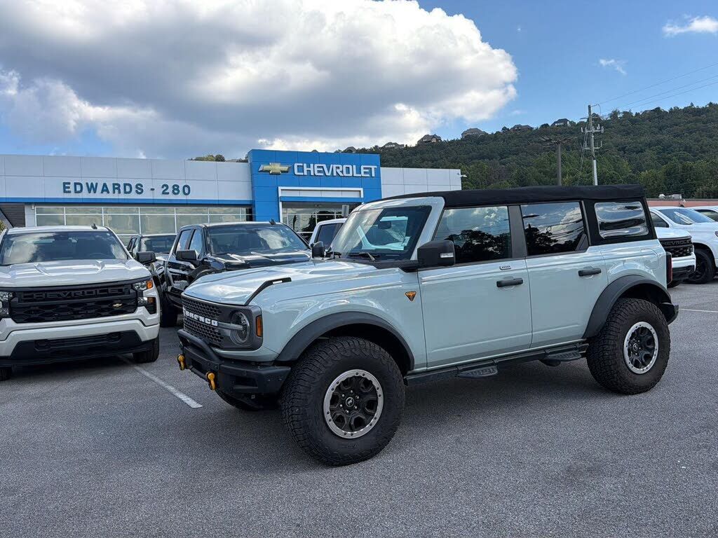 2022 FORD Bronco