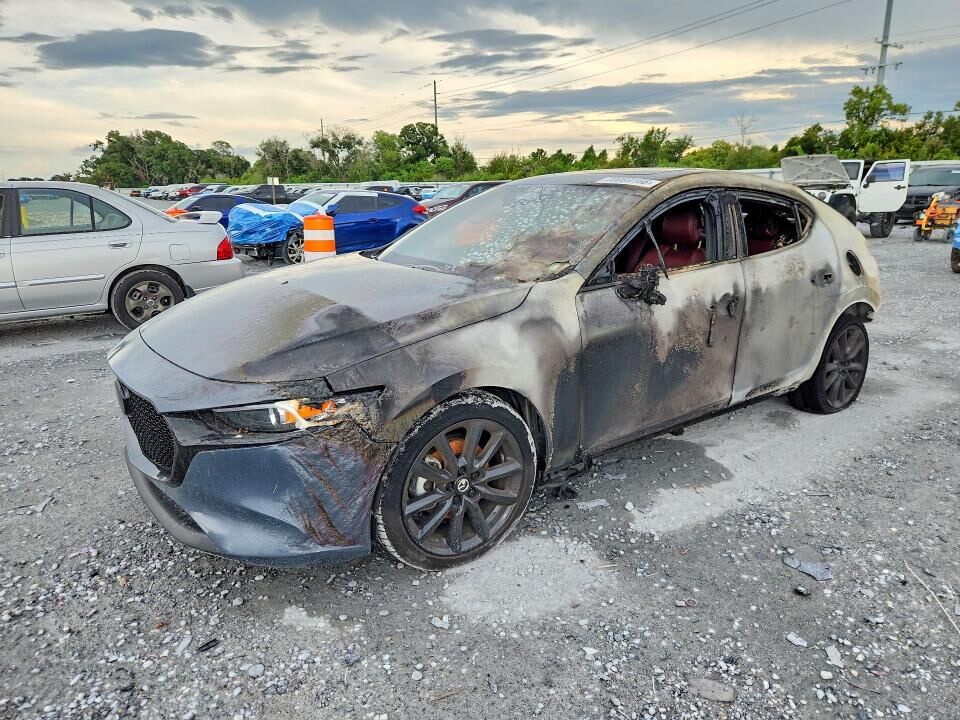 2024 MAZDA Mazda3