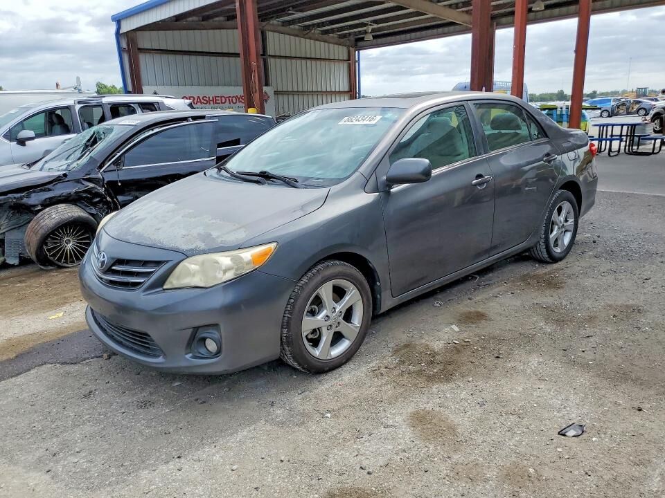 2013 TOYOTA Corolla