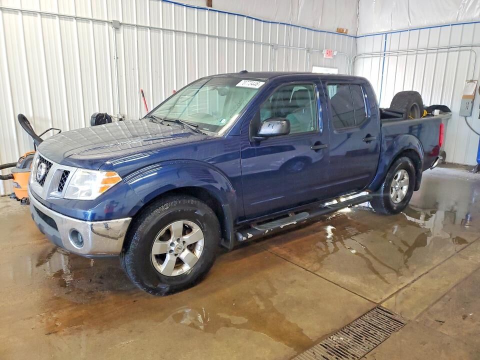 2011 NISSAN Frontier