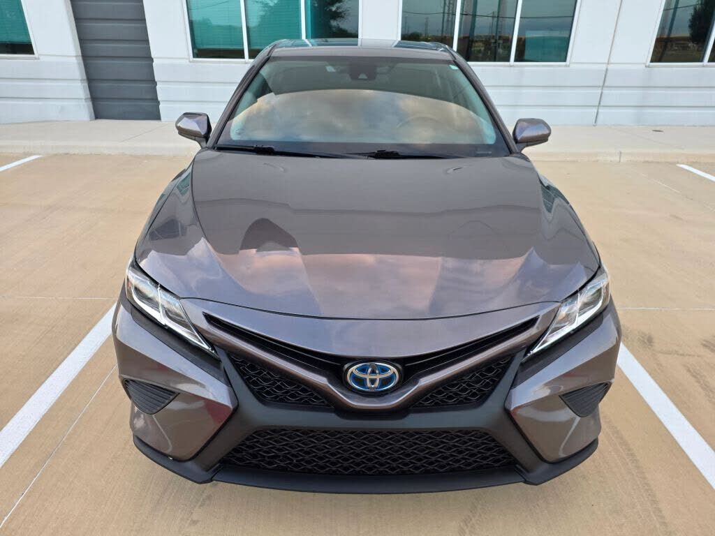 2018 TOYOTA Camry