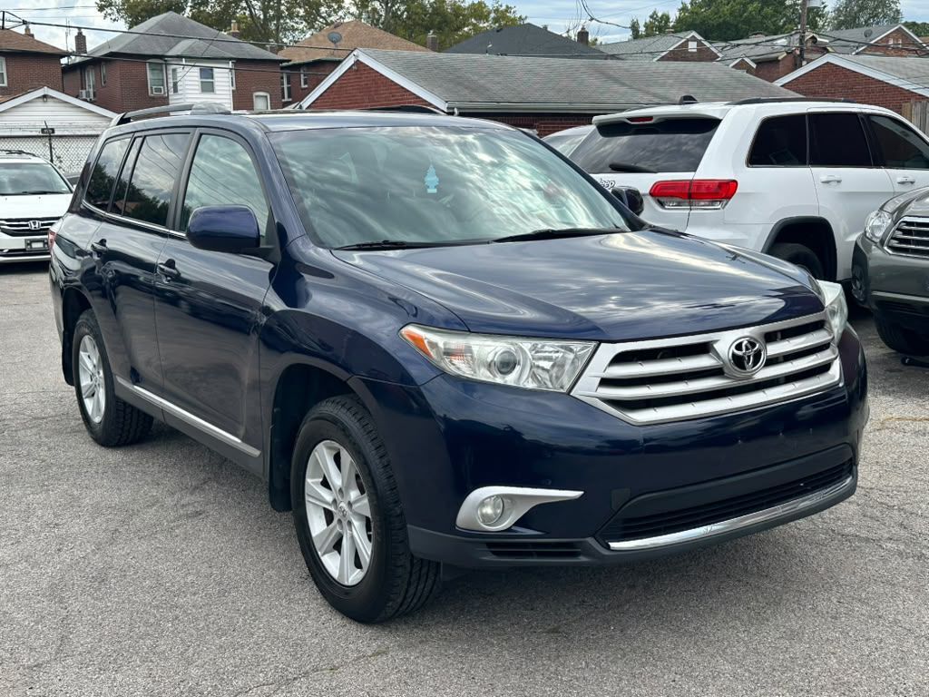 2013 TOYOTA Highlander