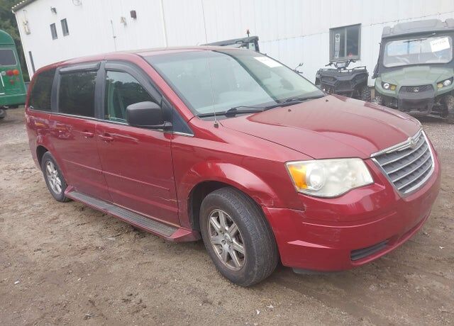 2010 CHRYSLER Town and Country