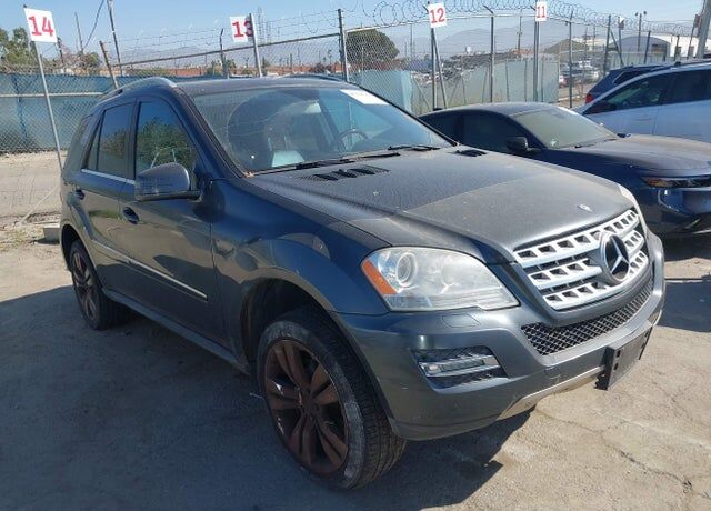 2011 MERCEDES-BENZ M-Class