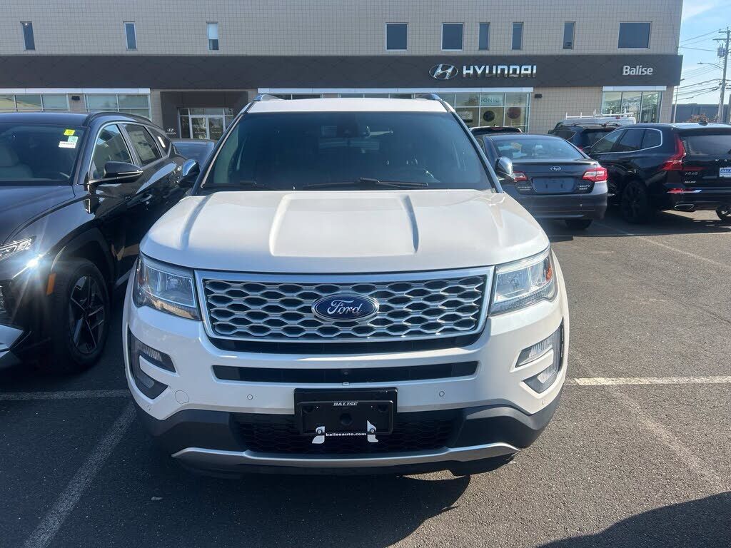 2017 FORD Explorer