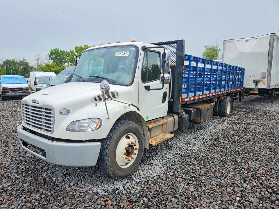 2016 FREIGHTLINER M2