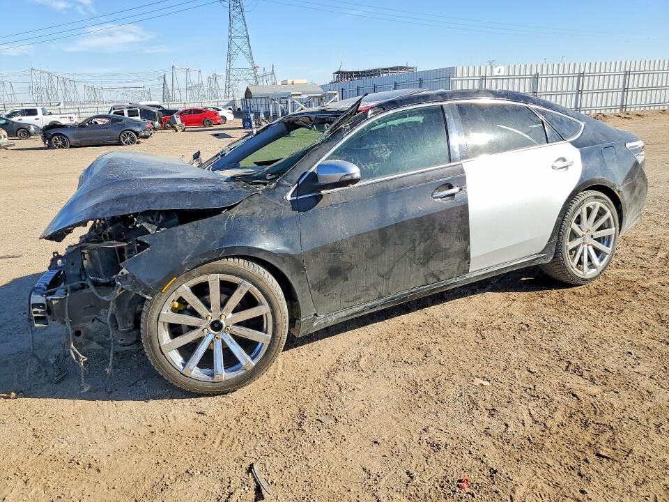 2013 TOYOTA Avalon