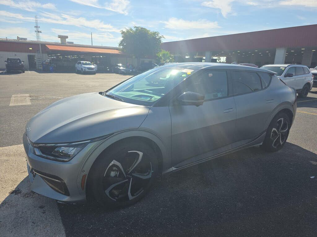 2022 KIA EV6