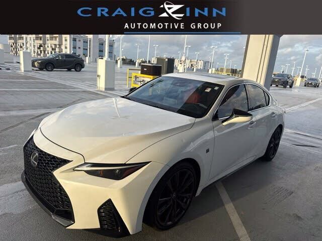 2025 LEXUS IS