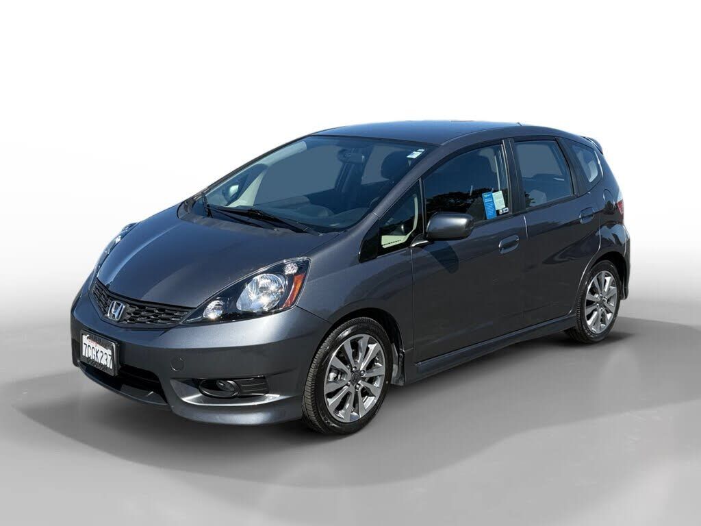 2013 HONDA Fit