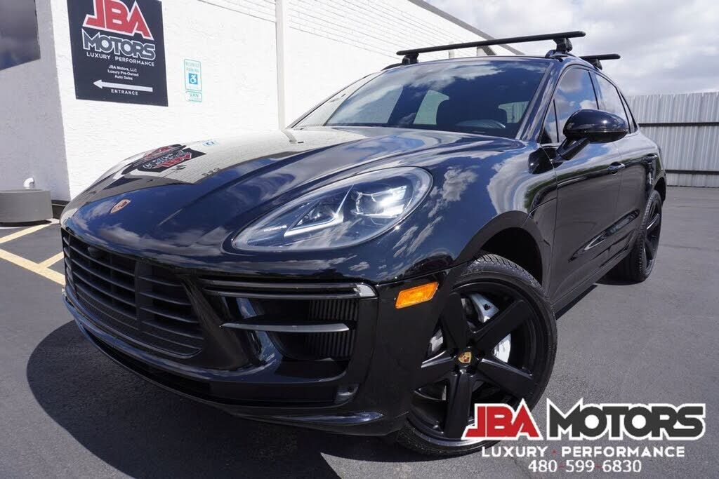 2021 PORSCHE Macan