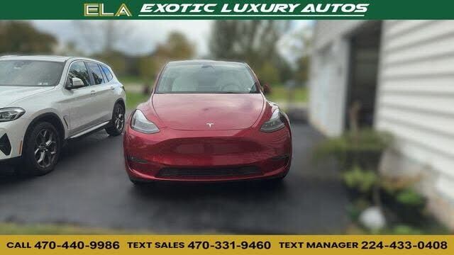 2024 TESLA Model Y