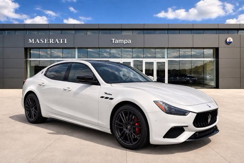 2023 MASERATI Ghibli