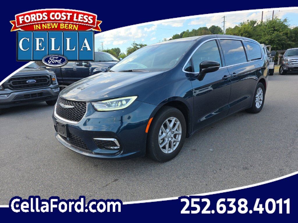 2025 CHRYSLER Pacifica
