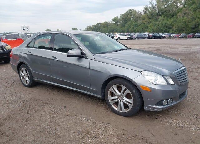 2011 MERCEDES-BENZ E-Class