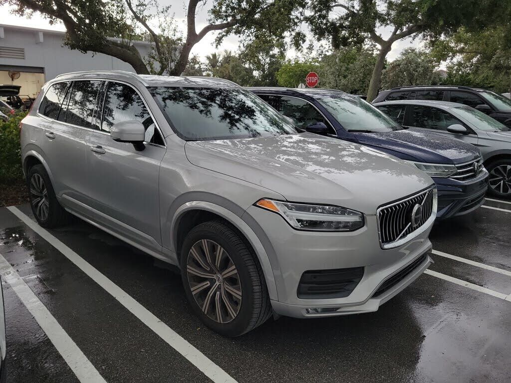 2023 VOLVO XC90