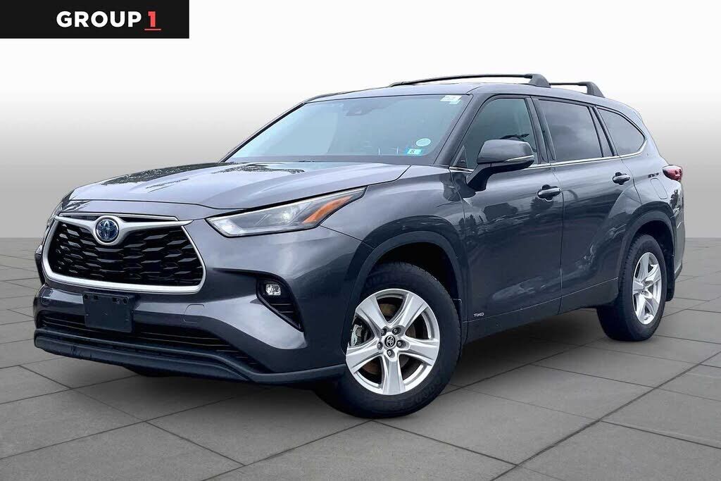 2022 TOYOTA Highlander