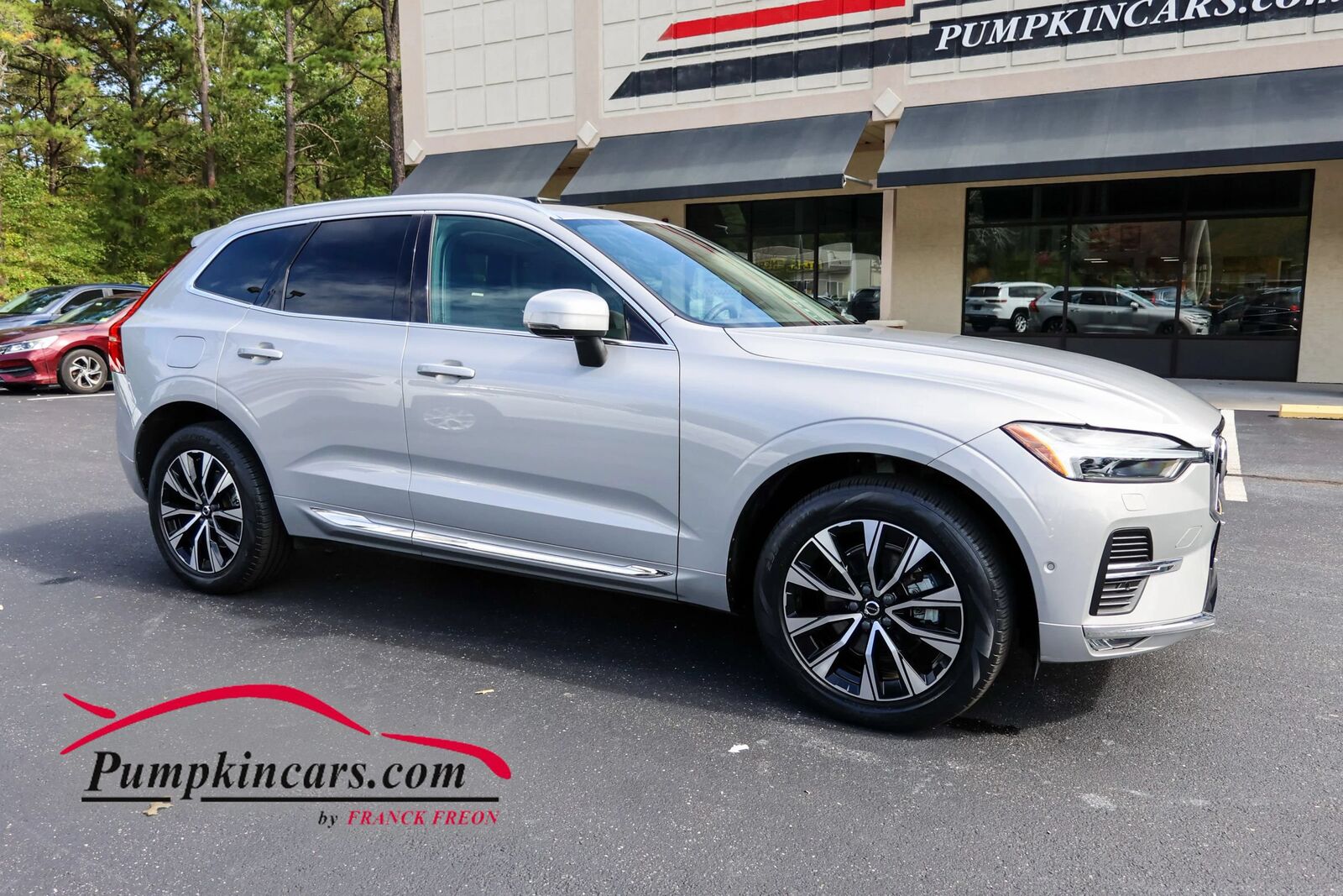 2023 VOLVO XC60