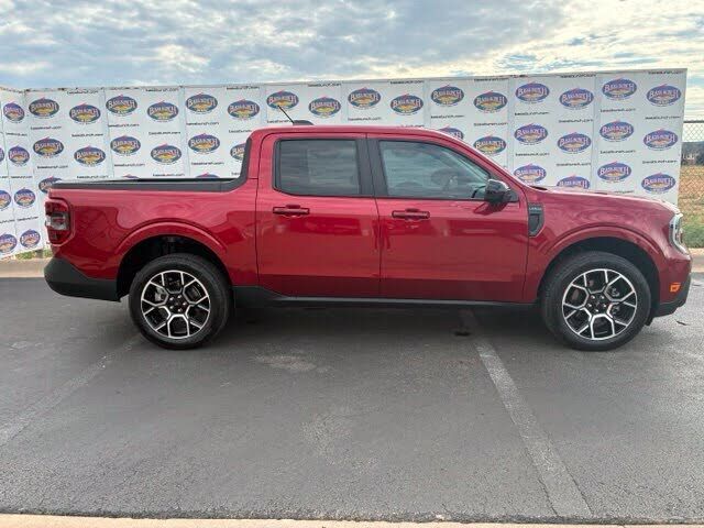 2025 FORD Maverick