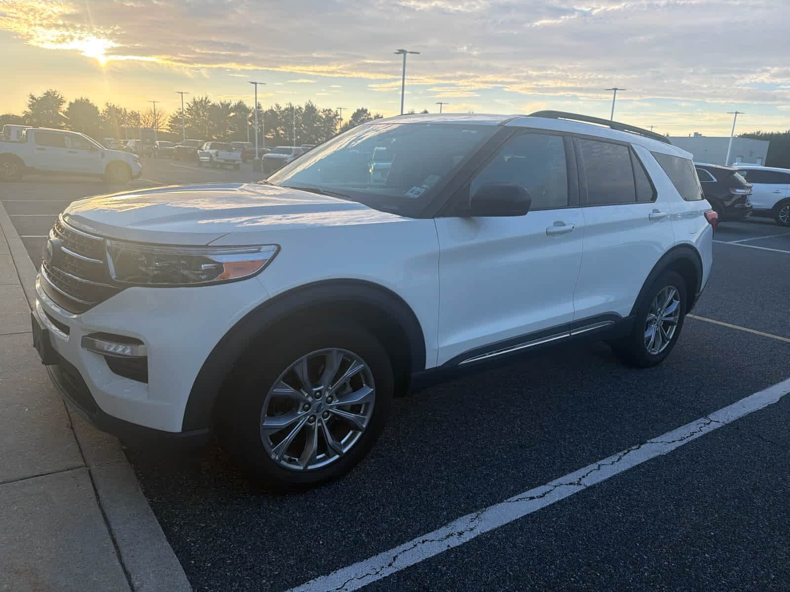 2023 FORD Explorer